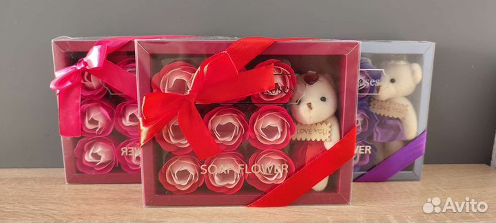 Розы из мыла набор с мишкой на 8 марта цветы