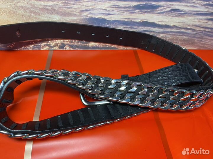 Ремень женский кожаный с цепями