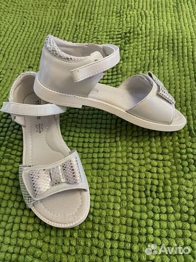 Обувь для девочки 7-9 лет