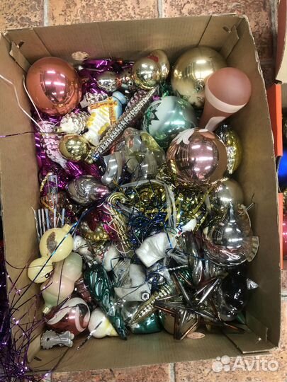 Новогодние игрушки