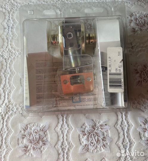 Дверные ручки