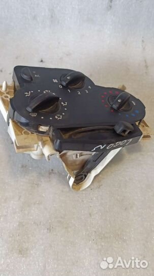 Блок управления печкой Renault logan