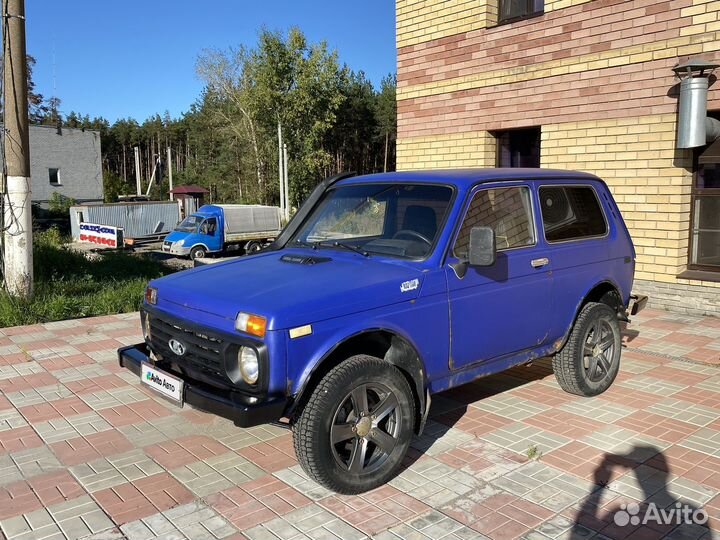 LADA 4x4 (Нива) 1.7 МТ, 2002, 122 000 км