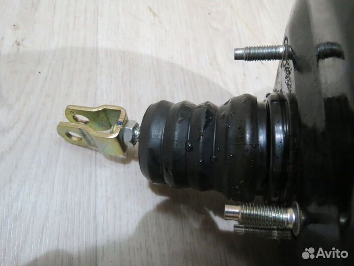 Вакуумный усилитель тормоза Kia Rio 3