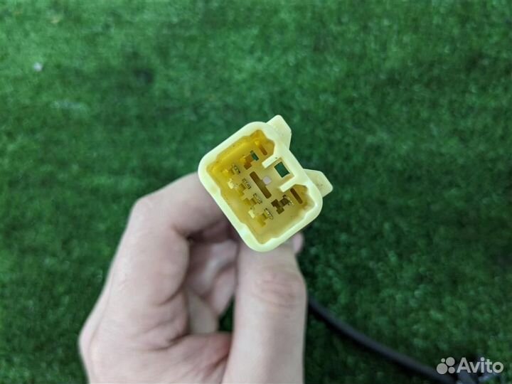 Камера заднего вида Citroen C-Crosser 2007