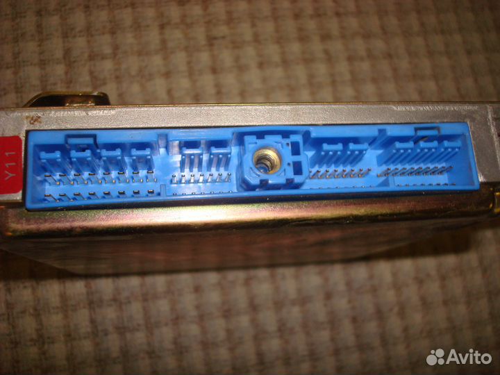 Блок управления двигателем Nissan Serena 2.0 16V