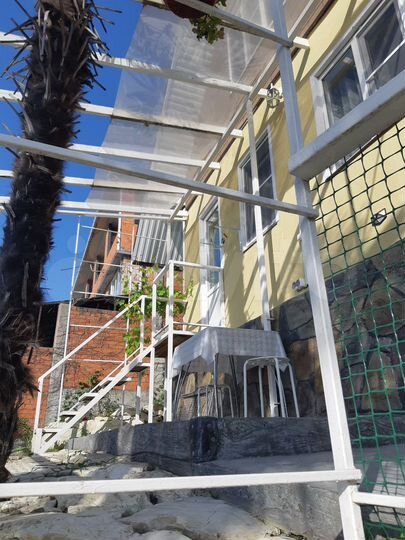 Дом 25 м² на участке 1 сот.