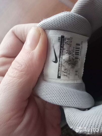 Кроссовки Nike белые р.34