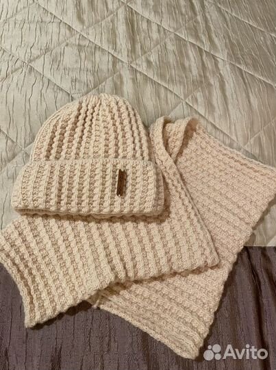 Шапка и снуд