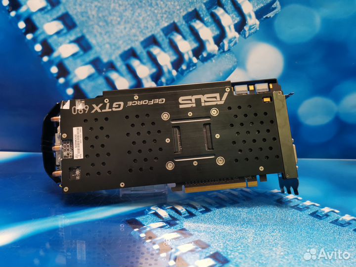 Видеокарта asus GTX 680 2G