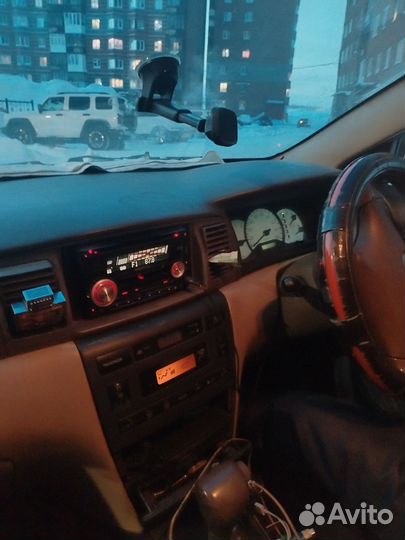 Toyota Corolla Fielder 2.2 AT, 2000, 300 000 км