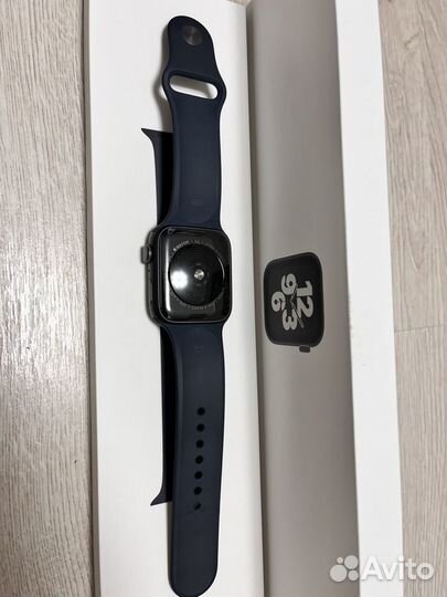 Часы apple watch se 44 mm