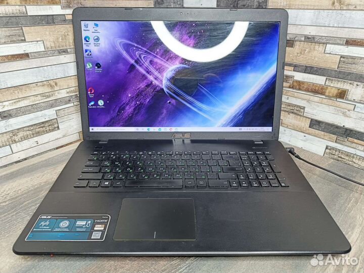 Большой asus 17 на A8-7410/две видеокарты