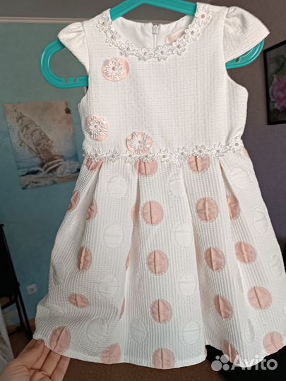 Детское нарядное платье 98
