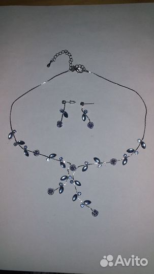 Колье и сережки