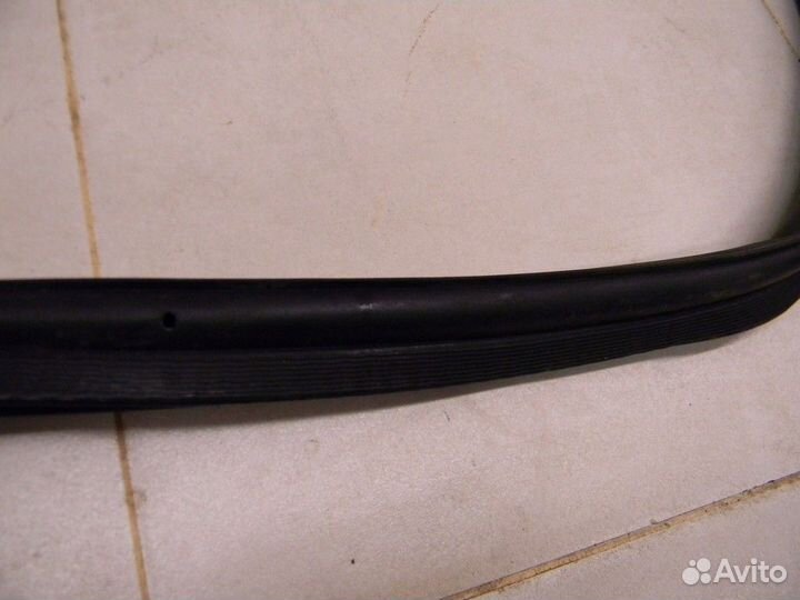 Уплотнитель багажника Logan 2005-2014