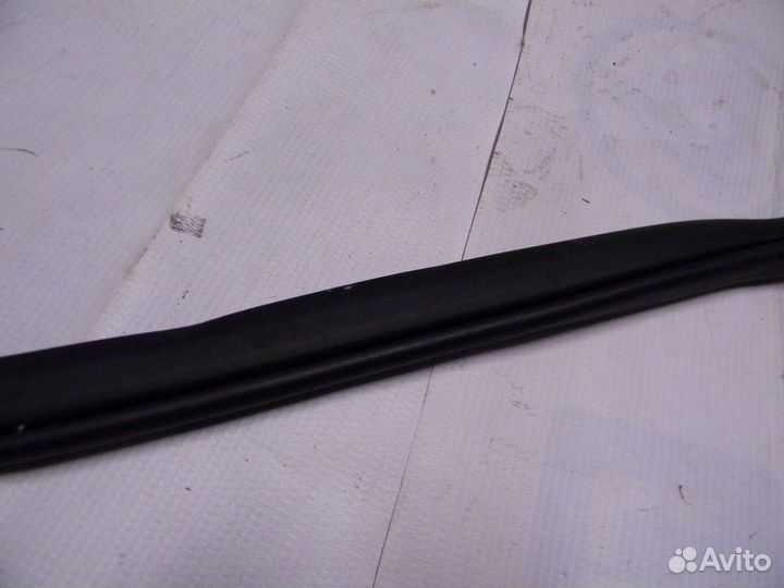 Уплотнитель (внутри) Sonata VI 2010-2014