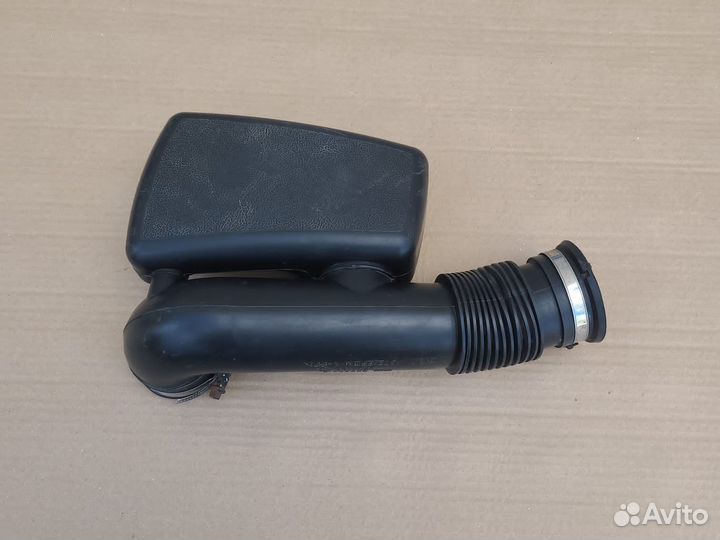 Гофра воздушная фильтра Opel Astra H 2004-2015