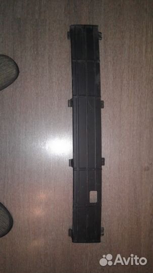 Накладка на передний бампер Polo Sedan