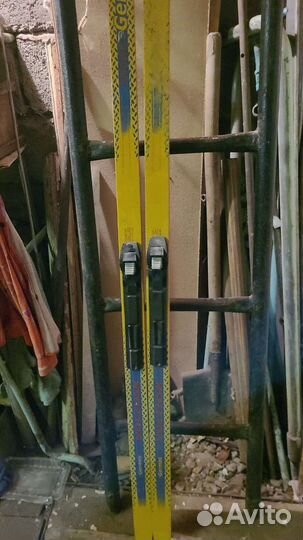Лыжи деревянные