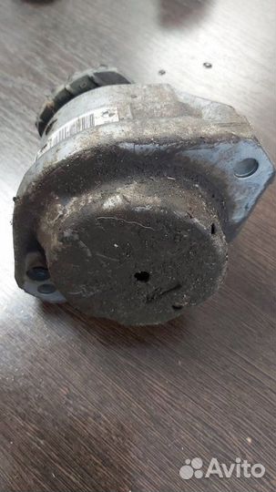 Подушка двигателя Bmw 525I E60 N52B25AF 2006