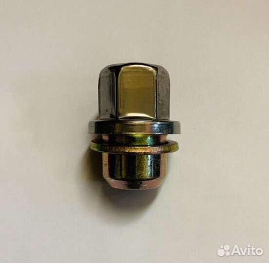 Колесная гайка Land Rover defender