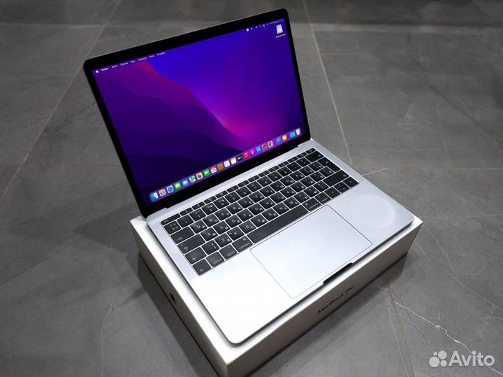 MacBook Pro 13 (2016), 256 ГБ, Core i5, 2 ГГц, RAM 8 ГБ, Intel Iris Graphics 540