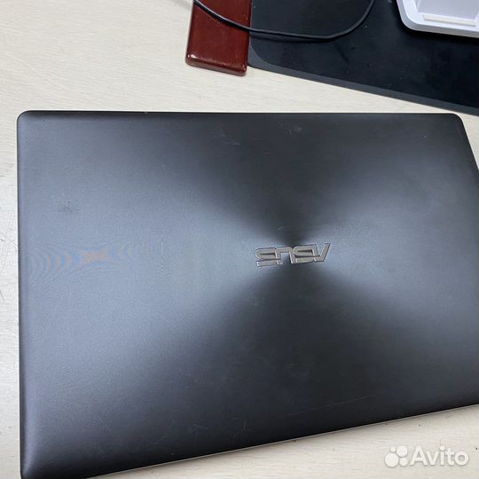 Ноутбук asus x550c