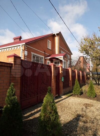 Дом 237 м² на участке 6 сот.