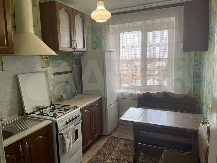 3-к. квартира, 60 м², 5/5 эт.