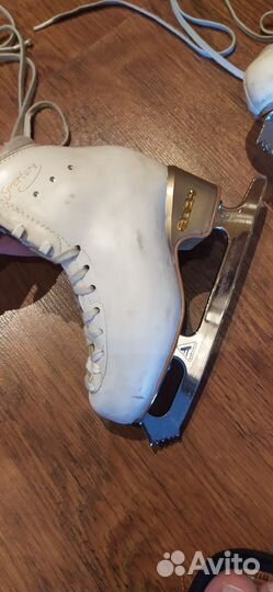 Фигурные коньки edea overture 195