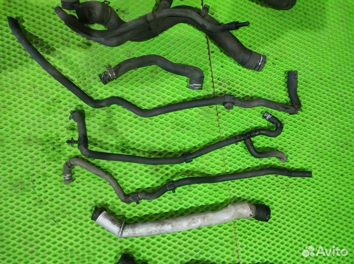 Патрубок радиатора VW Passat B6