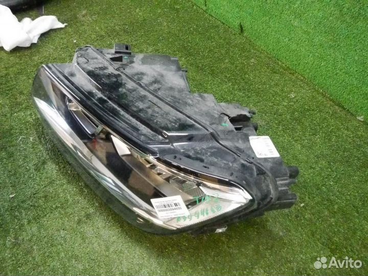 Фара левая Volkswagen Tiguan