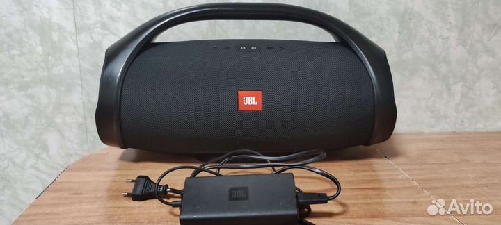 Колонка jbl boombox 1