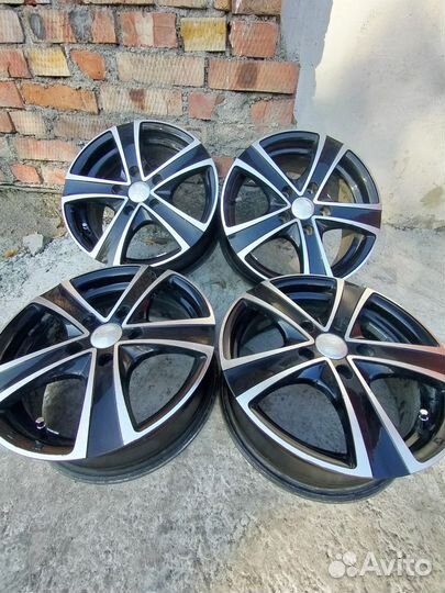 Диски R15 5x114.3