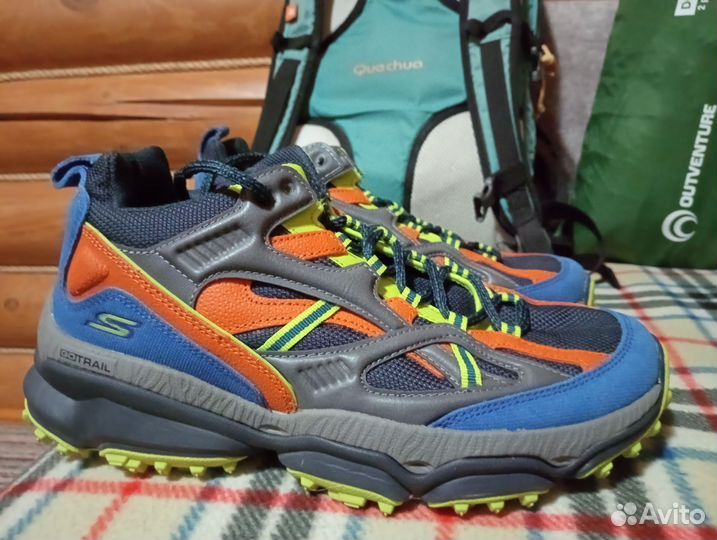 Кроссовки sketchers