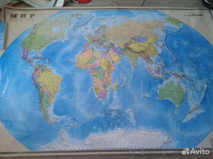 Карта мира на стену длина 2 м, высота 127 см