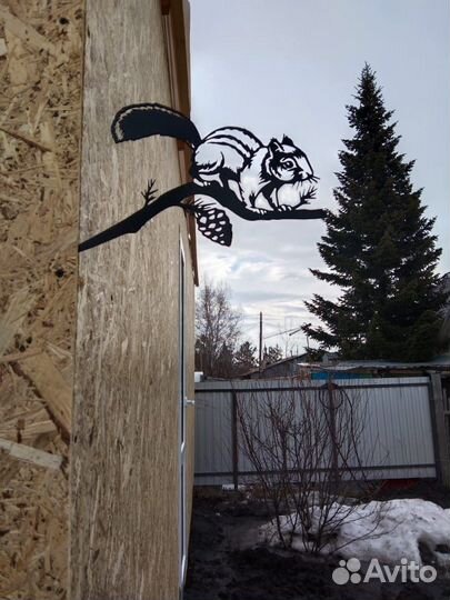 Садовая фигура из металла 