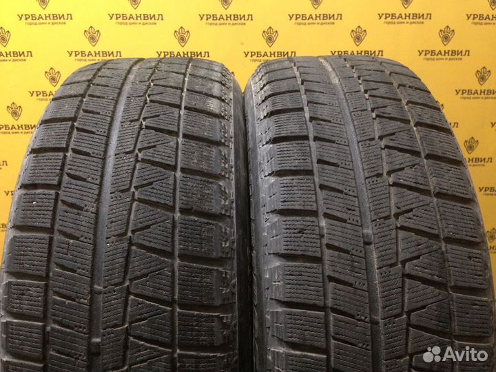 Bridgestone Blizzak Revo GZ 215/60 R16