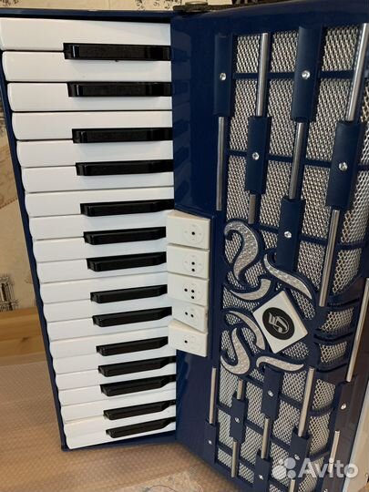 Аккордеон weltmeister Cordal 3/4