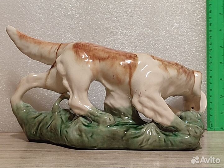 Статуэтка. Собака с дичью. Майолика. СССР