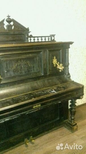 Антикварное пианино 19 века