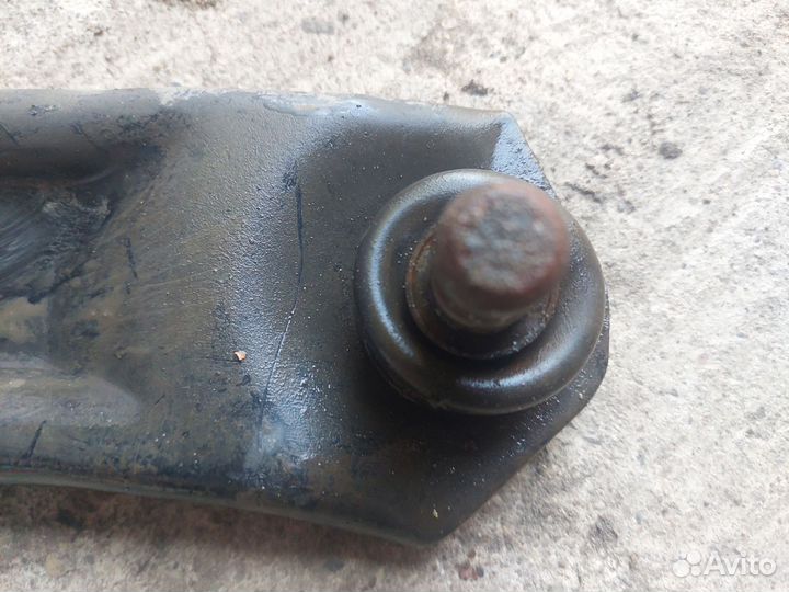 Рычаг на сущуки сх4