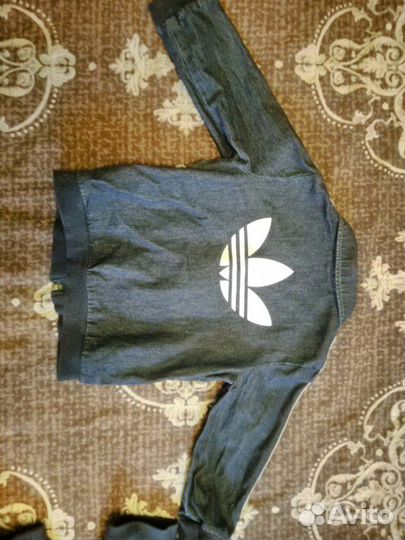 Спортивный костюм