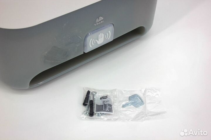 Tork H1 Диспенсер для полотенец сенсорный