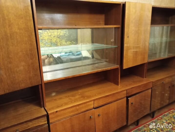 Три серванта