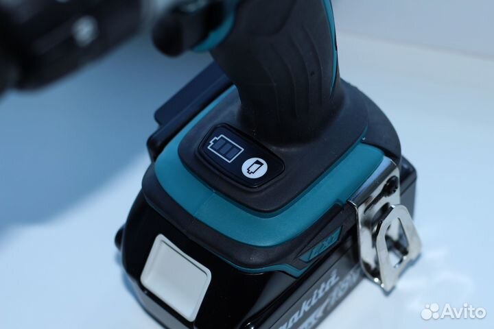 Акк. ударный шуруповерт Makita DDF458Z (новый)