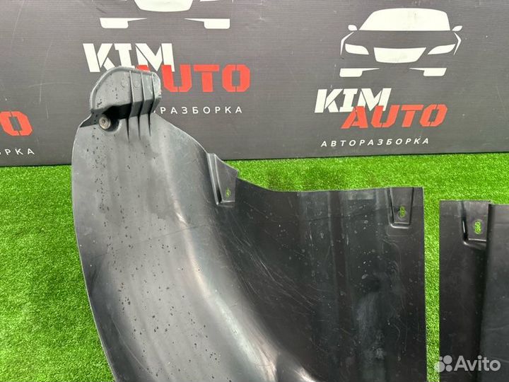 Подкрылок задний правый Skoda Fabia 2 1.4 cggb
