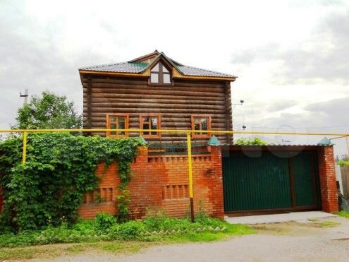 Комната 11 м² в 1-к., 2/3 эт.