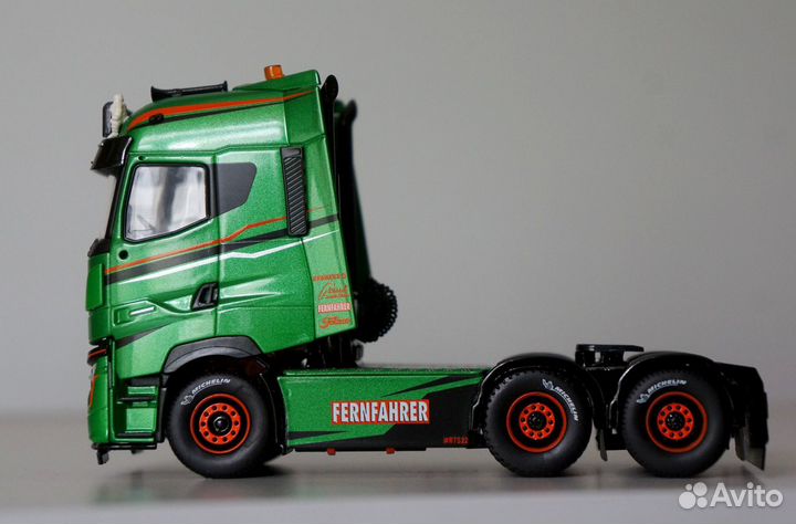 1/50 тягач Renault T Russel Tekno раритет